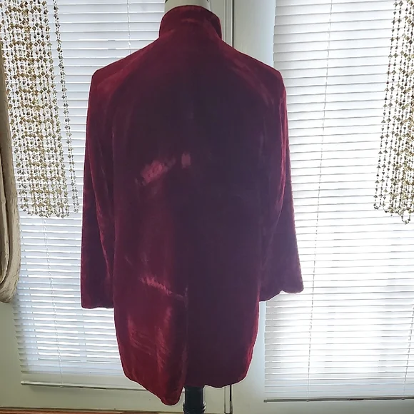 Elegant Women's Velvet Jacket - Rich Burgundy - Picture 3 of 4